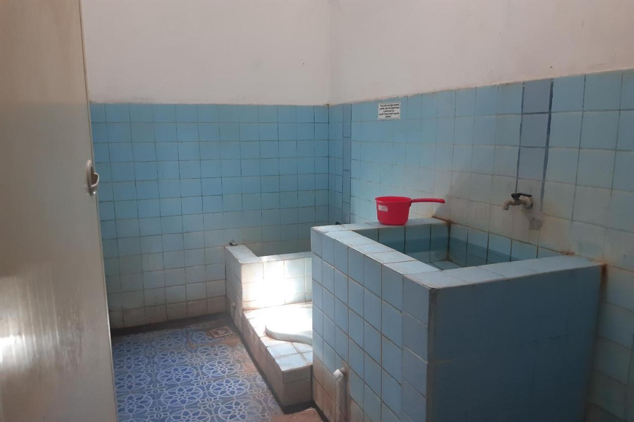 Hotel Oyo 3045 Maksum Family Ngawi